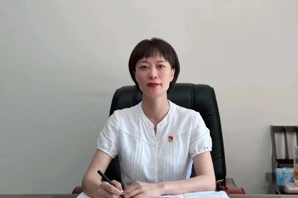 张欢.jpg