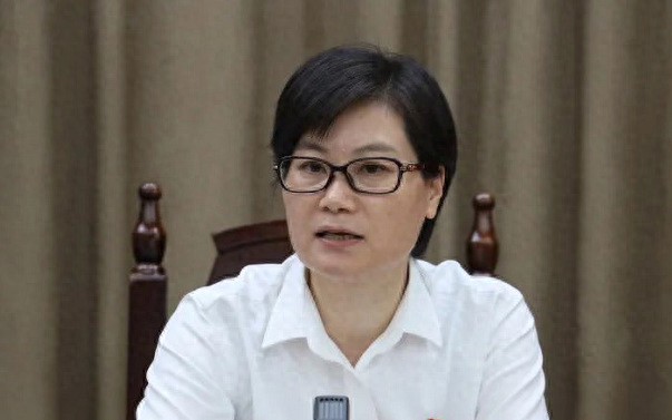 江西省鹰潭中院副院长刘赛连.png